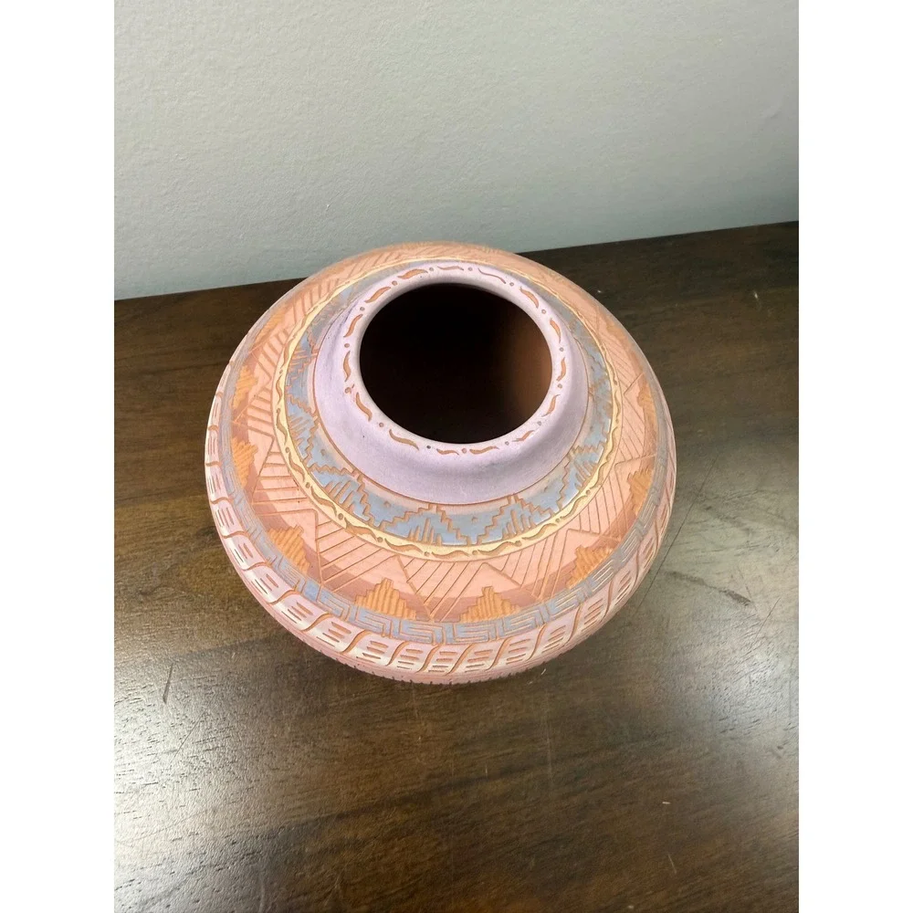 P Nez Navajo Pottery Vase Hand Etched Sgraffito Southwestern Pink Lavender 5in